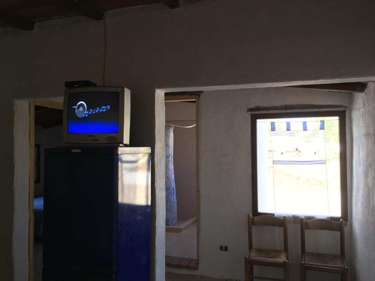 Casa Vacanza Tertenìa エクステリア 写真